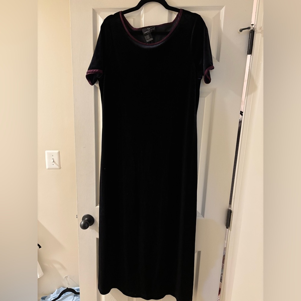 Carole Little Black Sheath Velvet Dress Short Sleeve Crew Neck Size 16